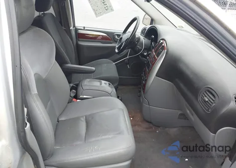 2005 Chrysler Town & Country Limited from USA, damaged, VIN 2C8GP64L05R551848